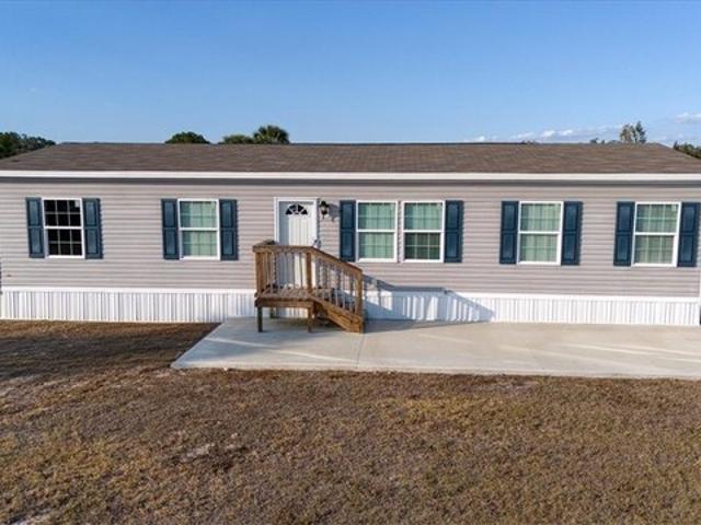 House for sale in Moore Haven, Florida