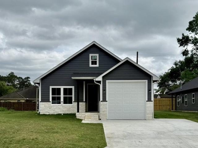 House for sale in Vidor, Texas