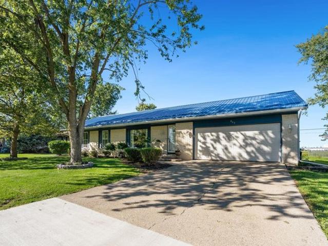House for sale in Berne, Adams County