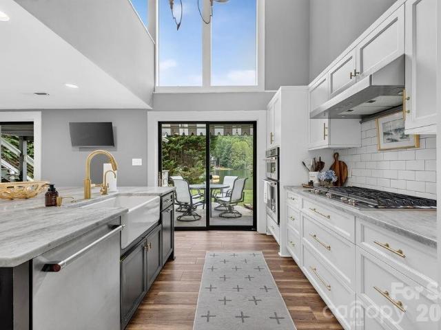 House for sale in Saluda, North Carolina