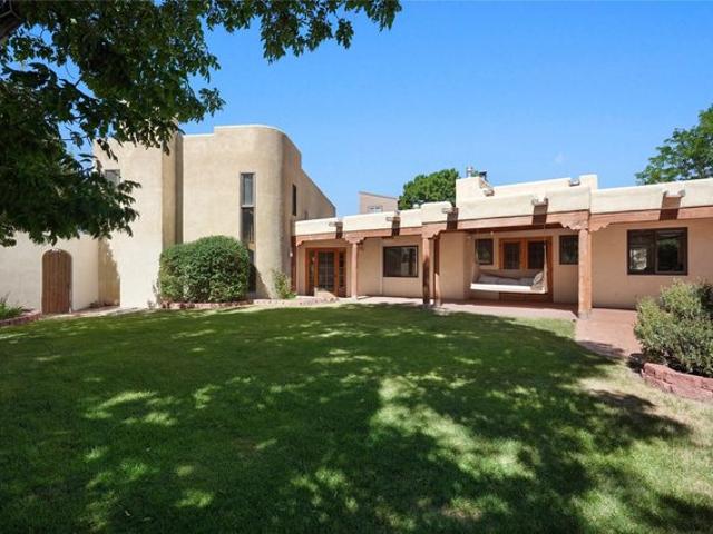 House for sale in Los Alamos, New Mexico