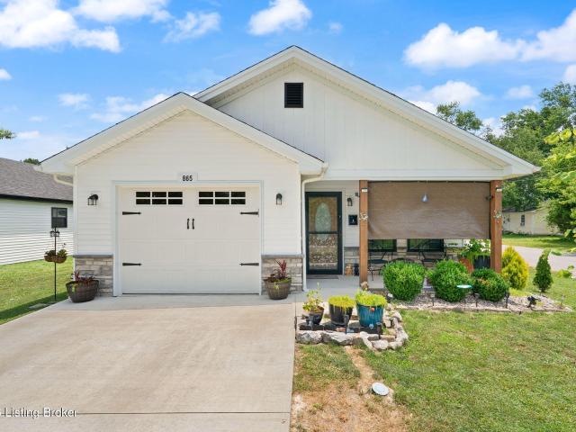House for sale in Scottsburg, Indiana