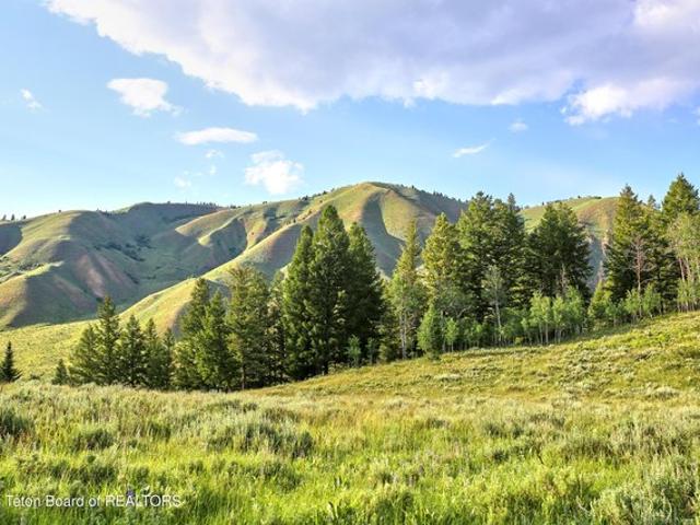 Land for sale in Wyoming