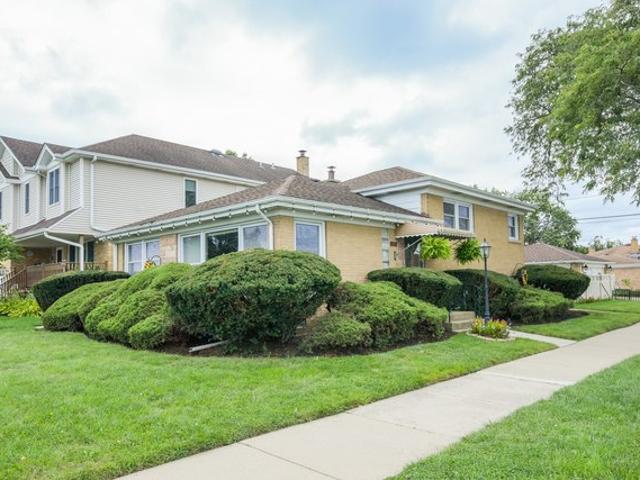 House for sale in Niles, Cook County
