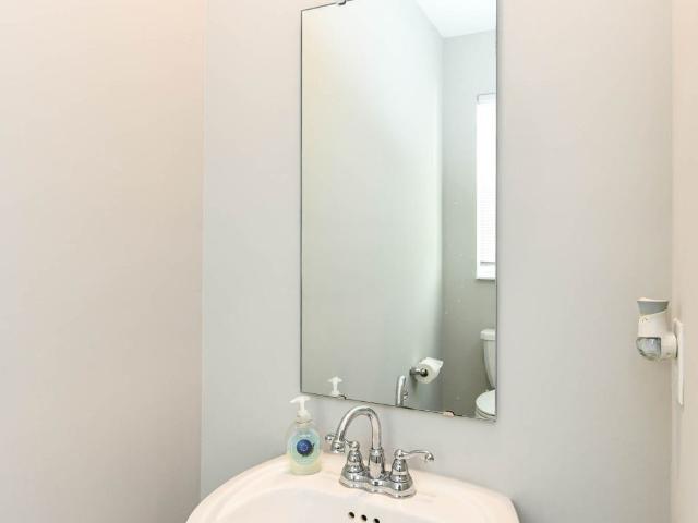 House for sale in Springbrook, Pendleton