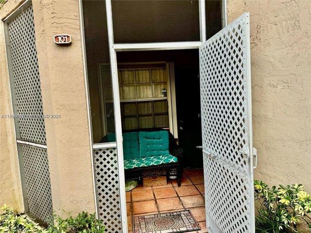 Condo for sale in Pembroke Pines, Florida