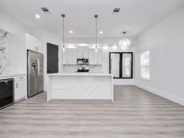 Townhouse for sale in Sunnyside, Houston