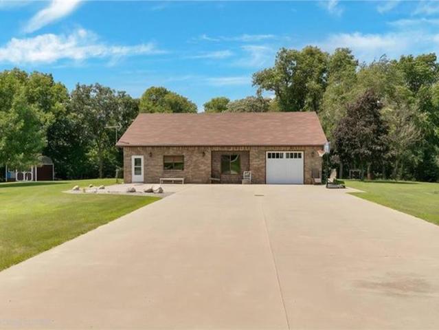 House for sale in New London, Minnesota