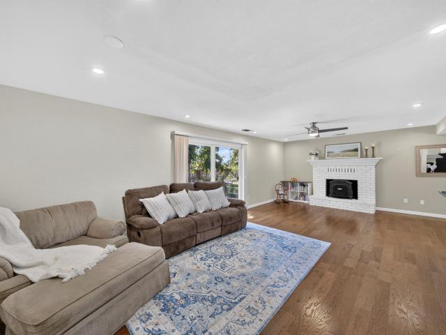 House for sale in Shasta, California
