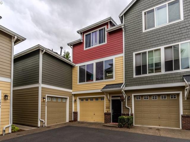 Townhouse for sale in Oregonia