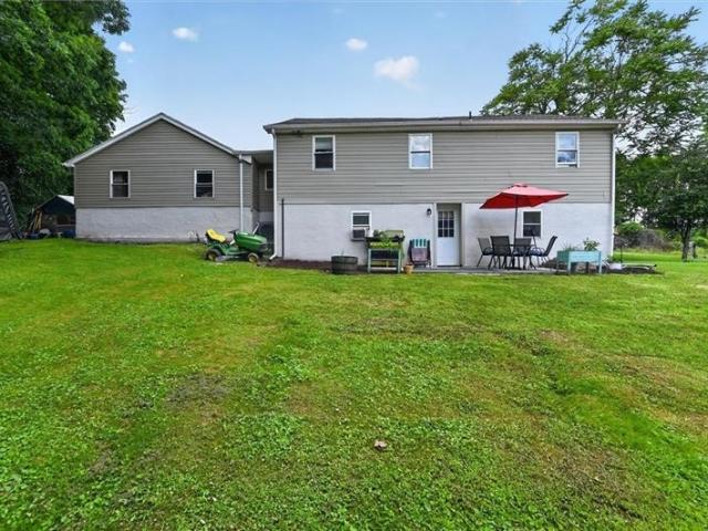 House for sale in Bradenville, Pennsylvania