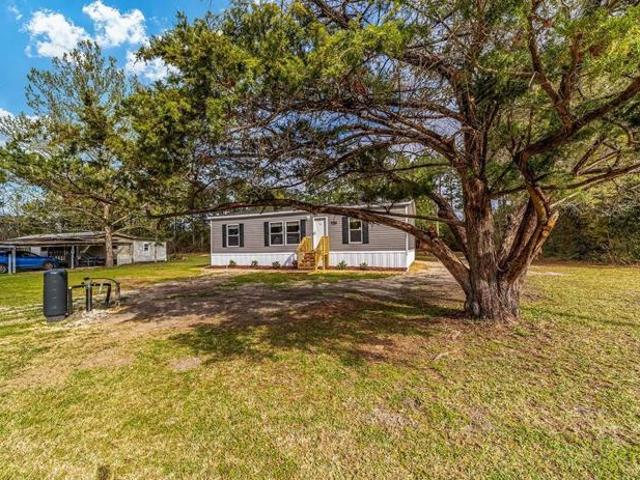 House for sale in Bronson, Florida