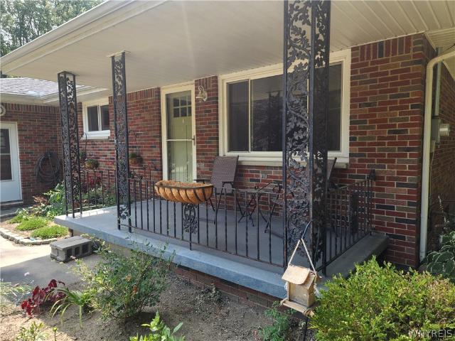 House for sale in Derby, New York