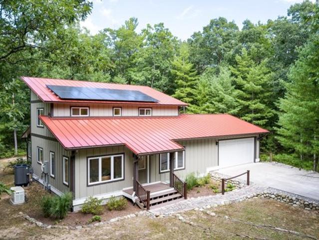 House for sale in Green Lake, Michigan