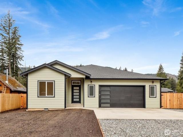 House for sale in Deming, Washington