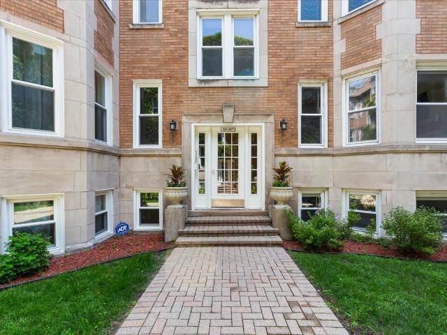 Condo for sale in Chicago Park, Illinois