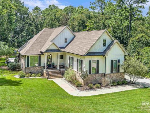 House for sale in Daphne, Alabama