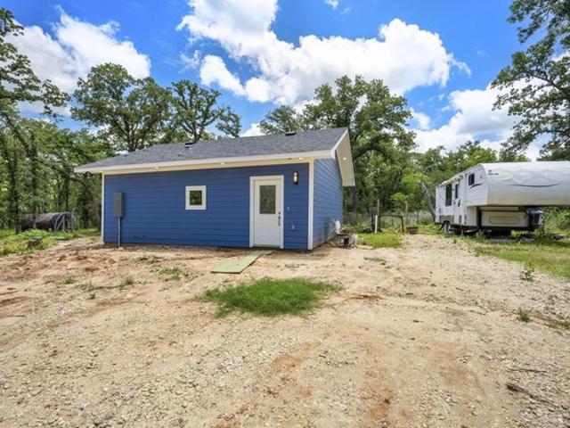 House for sale in Milam, Texas