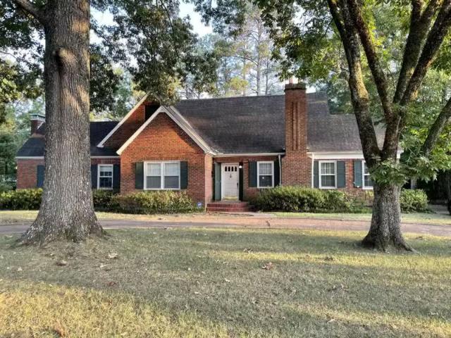 House for sale in West Point