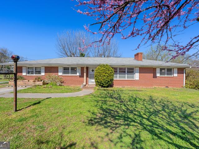 House for sale in Hartwell, Hart County