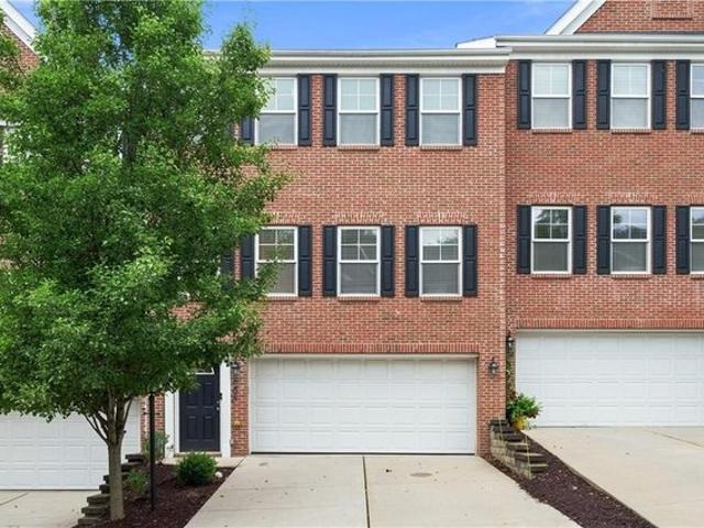 Townhouse for sale in Pittsburg, Pennsylvania