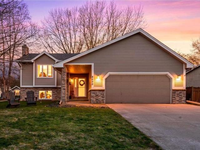 House for sale in Chanhassen, Minnesota