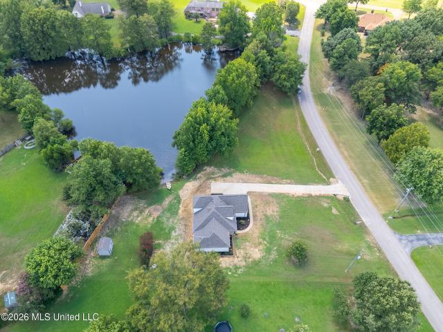 House for sale in Nesbit, Mississippi