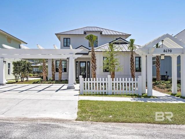 House for sale in Gulf Shores, Alabama