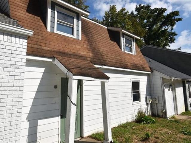 Townhouse for sale in Douglasville, Georgia