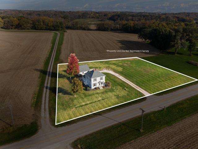 House for sale in Fenton, Whiteside County
