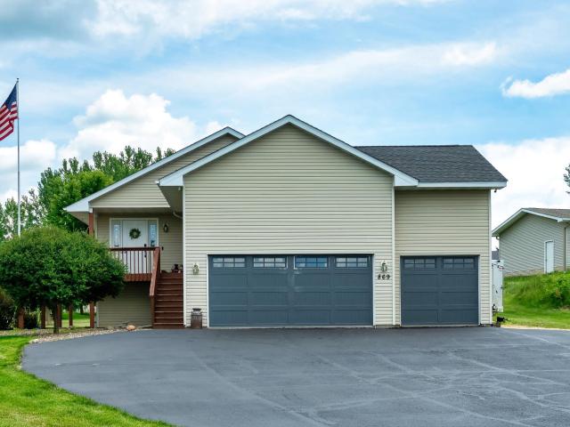 House for sale in Saint Croix, Wisconsin