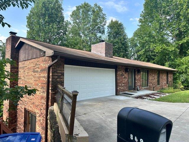 House for sale in Charleston, West Virginia
