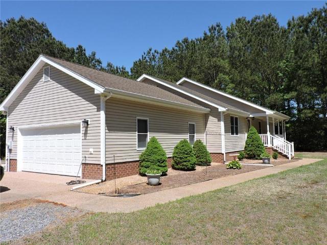 House for sale in Mathews County, Virginia