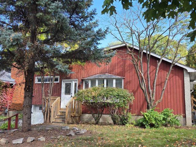 Apartment for rent in Bay, Ottawa