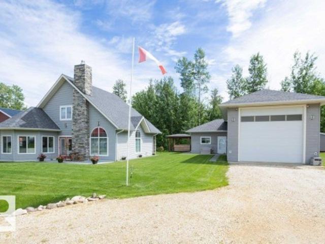 House for sale in Alberta