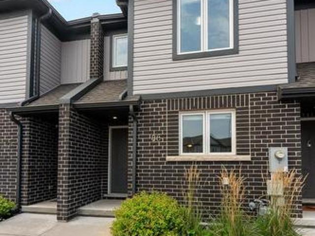 Townhouse for rent in Niagara, Ontario