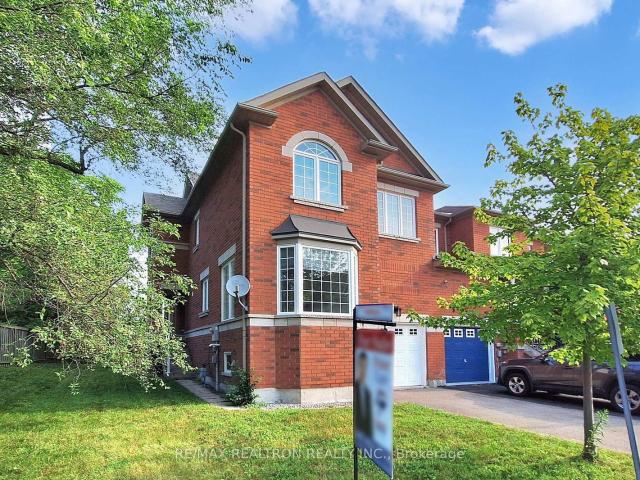 Townhouse for sale in Woburn, Ontario