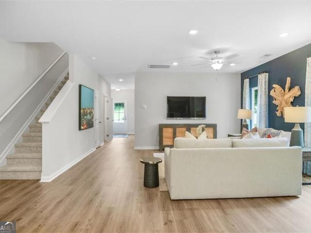 Townhouse for sale in Loganville, Georgia