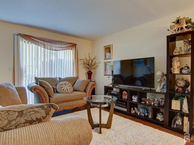 Condo for sale in Monmouth, New Jersey