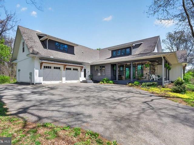 House for sale in Shepherdstown, West Virginia