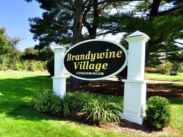 Townhouse for rent in Suffield, Connecticut