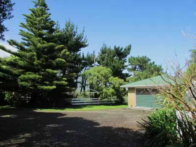 House for sale in Barrytown, West Coast