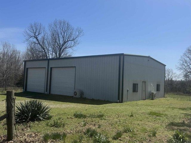 House for sale in Elizabeth, Fulton County