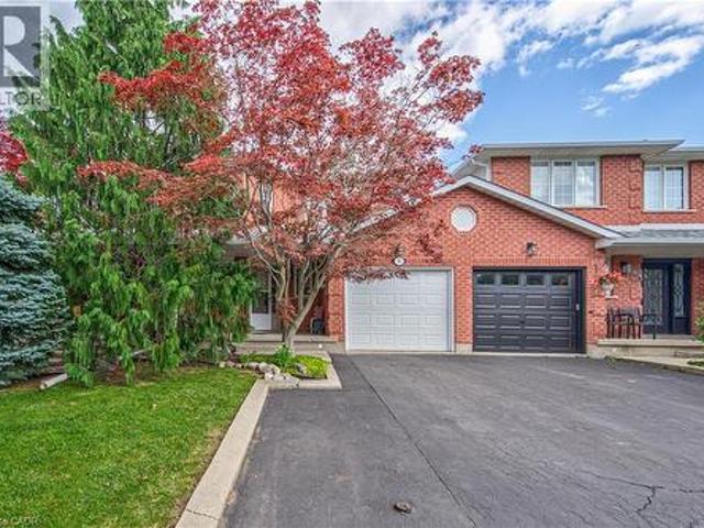 House for sale in Ancaster, Ontario
