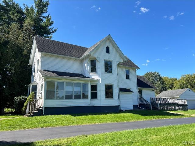 House for sale in Oneida, New York