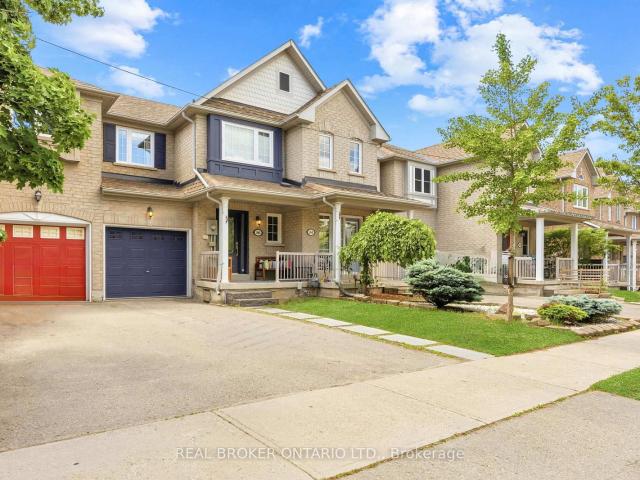 Townhouse for sale in Woburn, Ontario