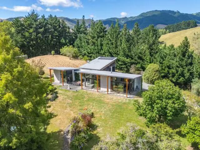 House for sale in Wellington