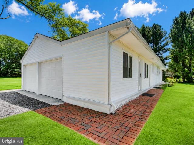 House for sale in Crosswicks, New Jersey