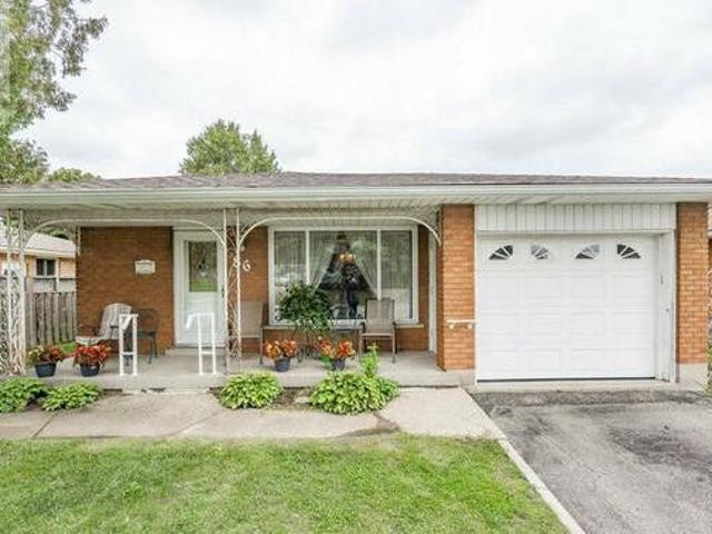 House for sale in Ancaster, Ontario
