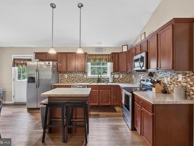 House for sale in High View, West Virginia